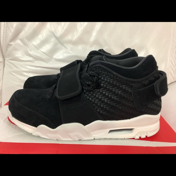 Nike Other - Nike Air Tr. V. Cruz Black Summit White New